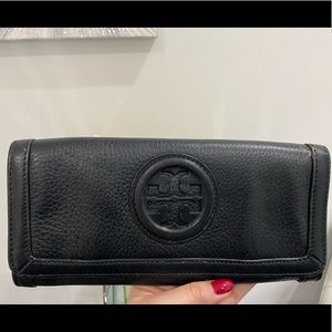 Black Clutch